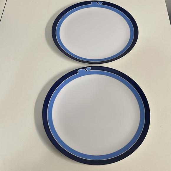 Set of 2 Vineyard Vines Melamine Plates - Picture 3 of 4